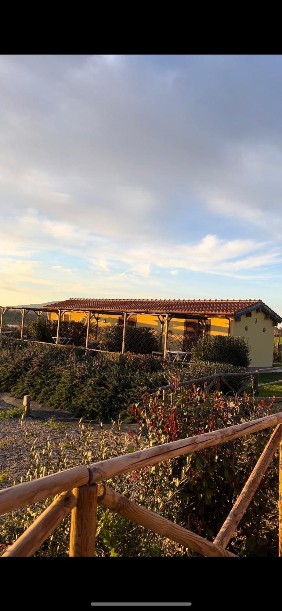 Il Melarancio Bed & Breakfast Pescia Romana Exterior foto