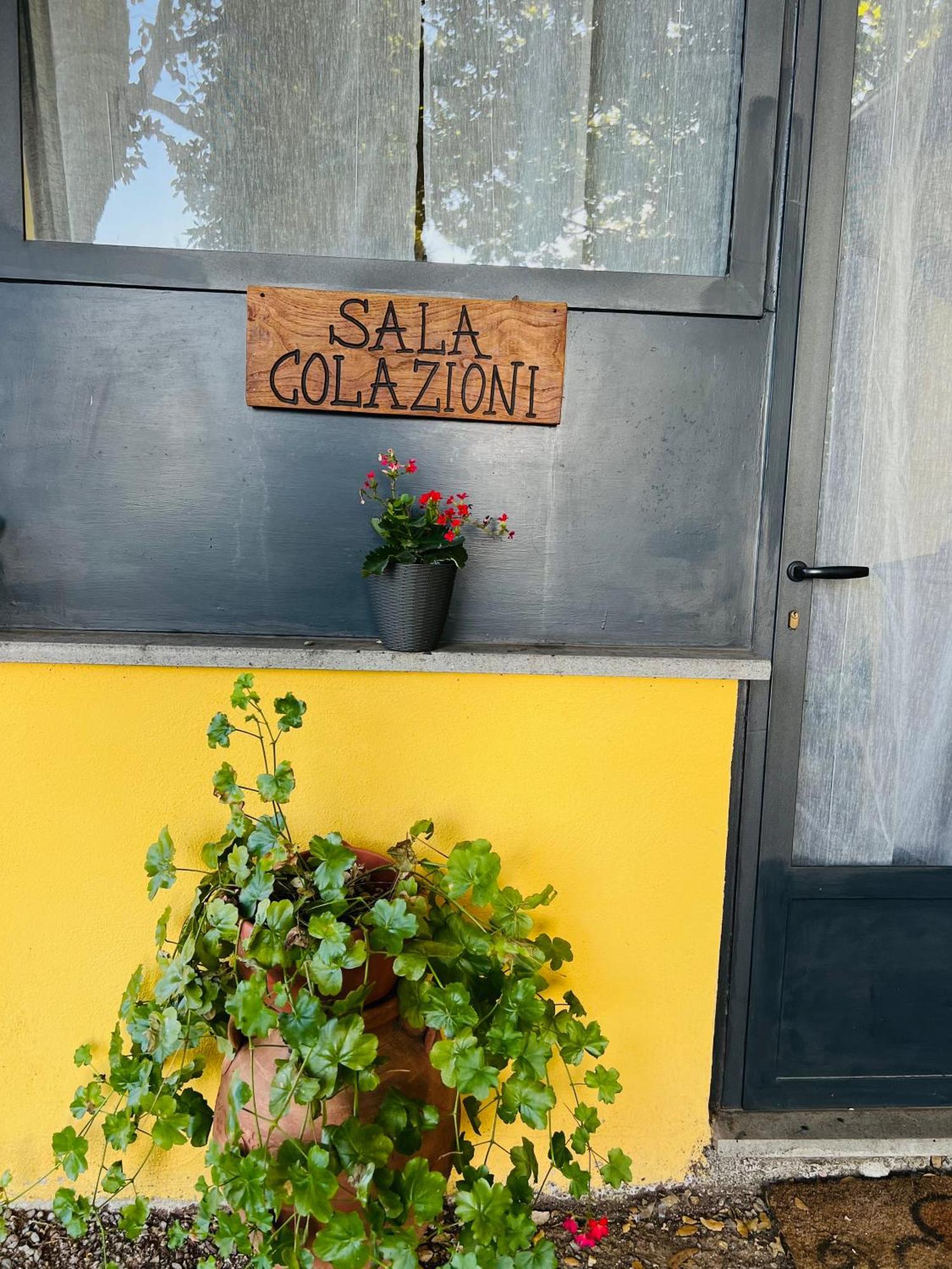 Il Melarancio Bed & Breakfast Pescia Romana Exterior foto