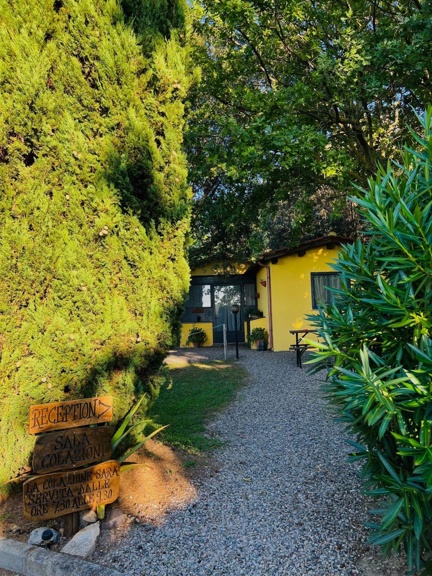 Il Melarancio Bed & Breakfast Pescia Romana Exterior foto